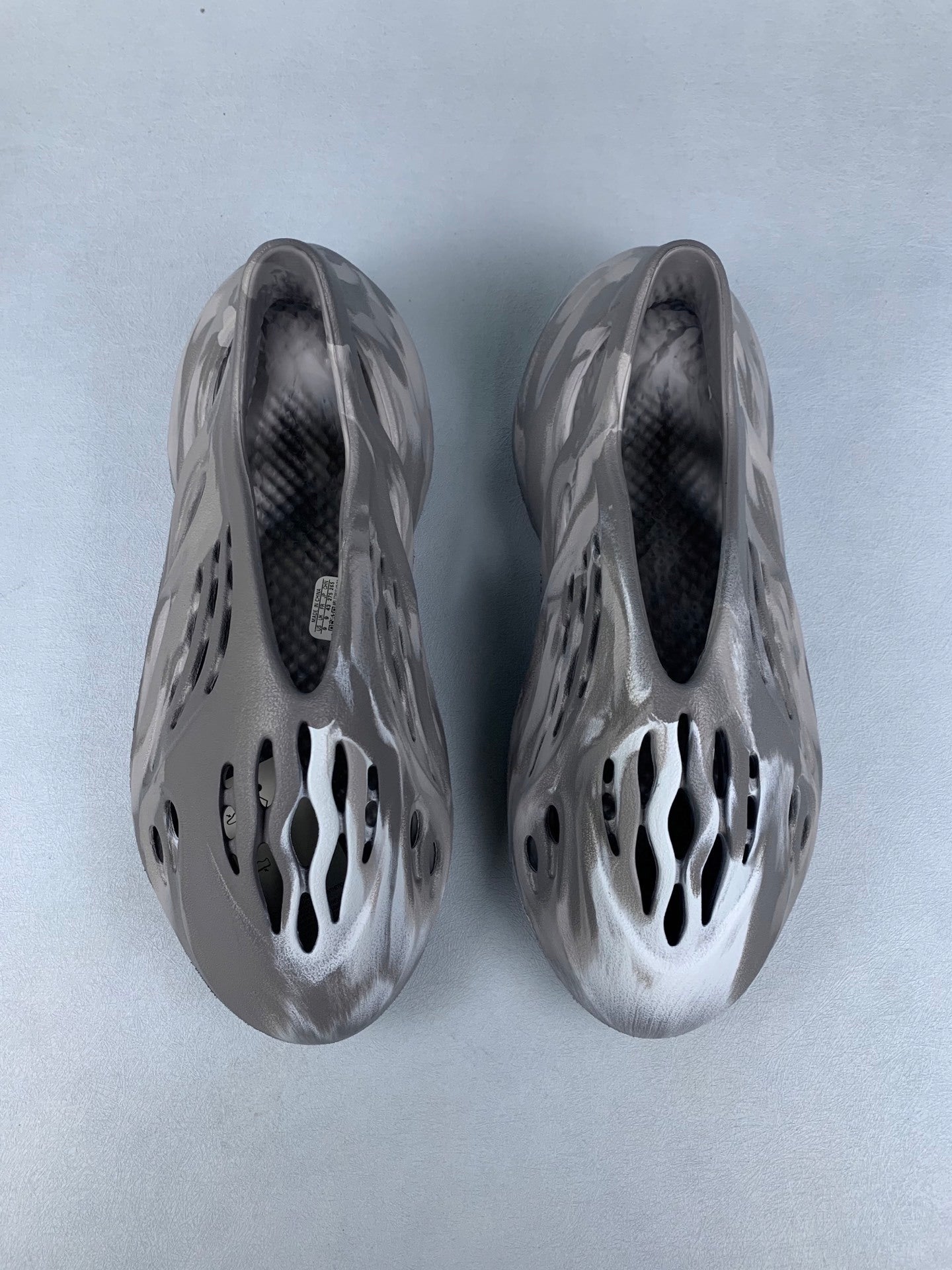 Adidas Yeezy Foam Runner MX Granite
