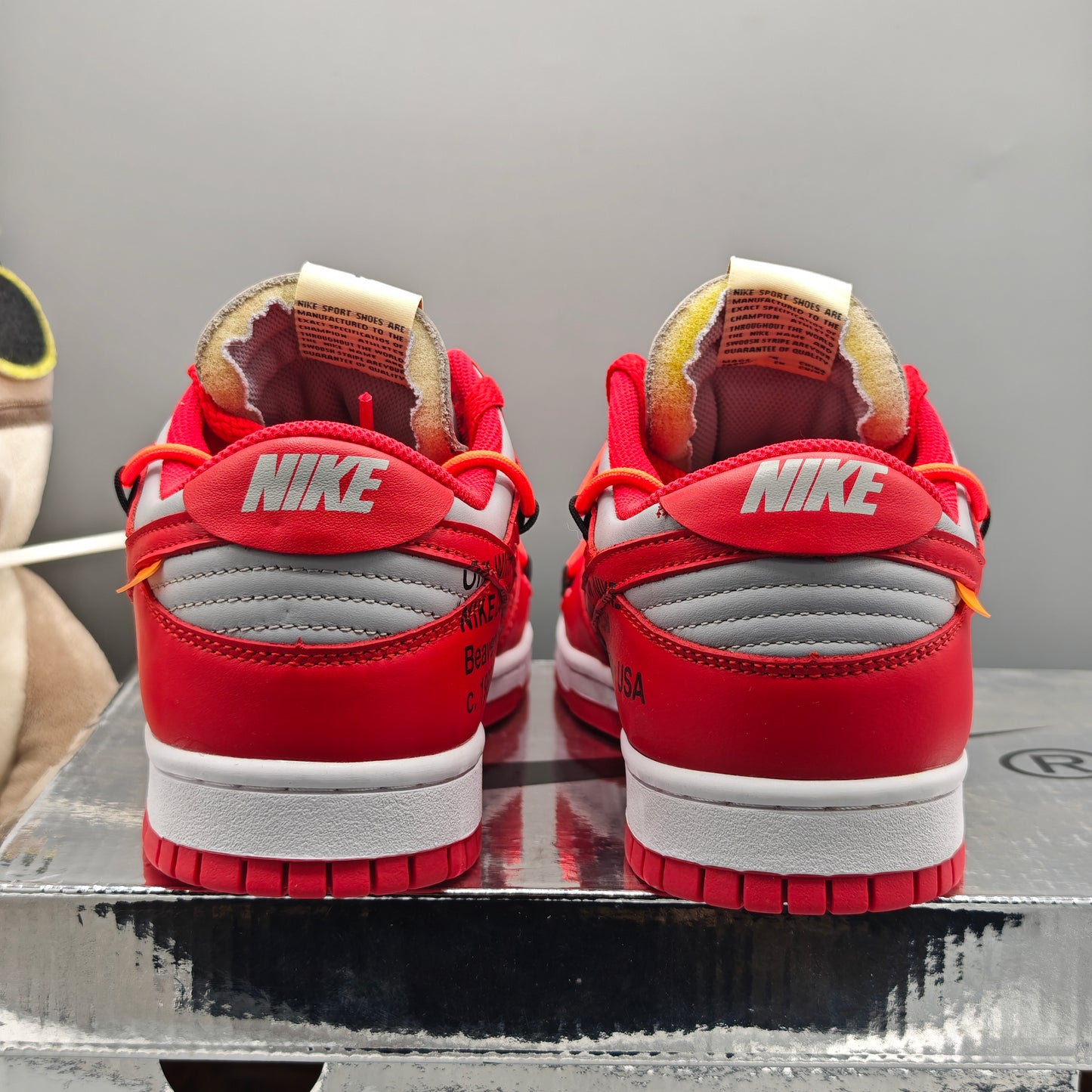 Nike Dunk Low x Off-White University Red