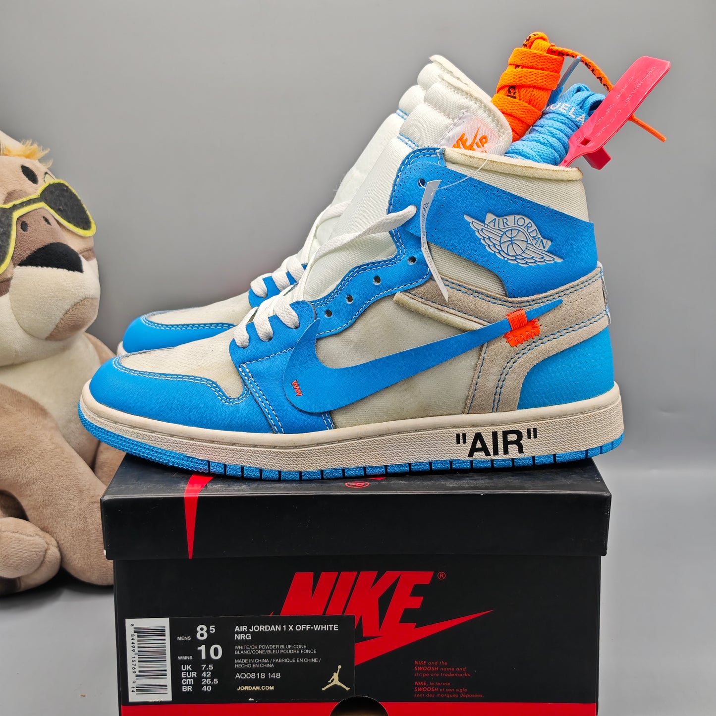 Nike Air Jordan 1 Retro High x Off-White UNC