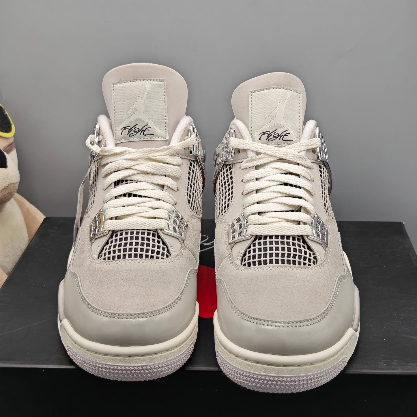 Nike Air Jordan 4 Retro Frozen Moments