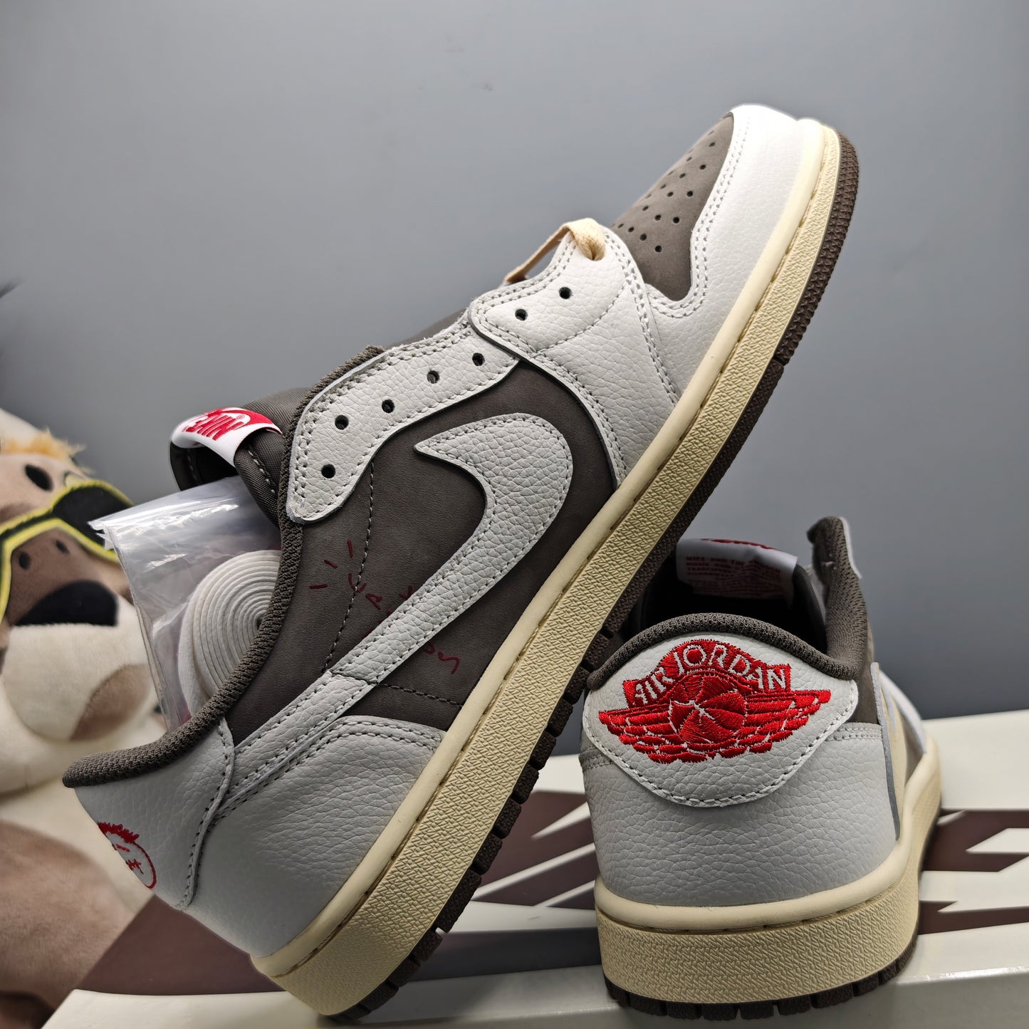 Nike Air Jordan 1 Retro Low OG SP Travis Scott Reverse Mocha