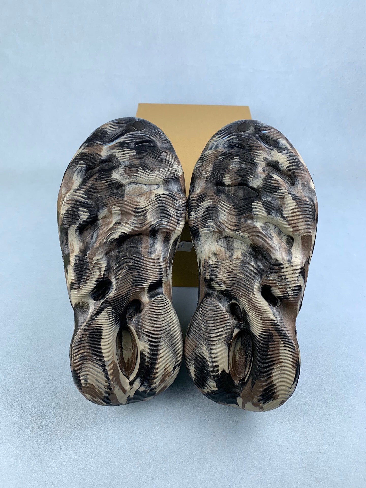Adidas Yeezy Foam Runner MX Cinder