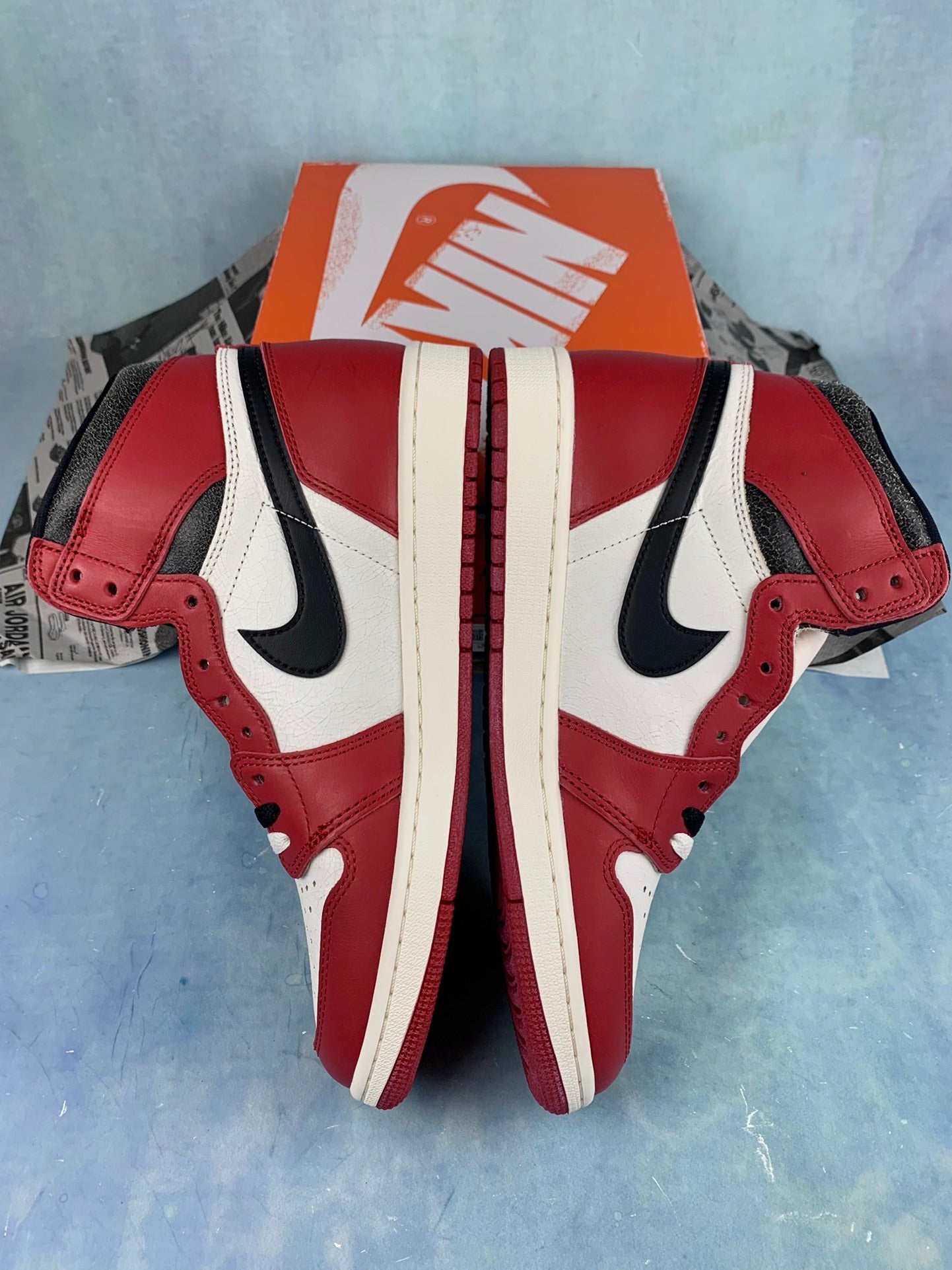 Air Jordan 1 Retro High OG Lost & Found