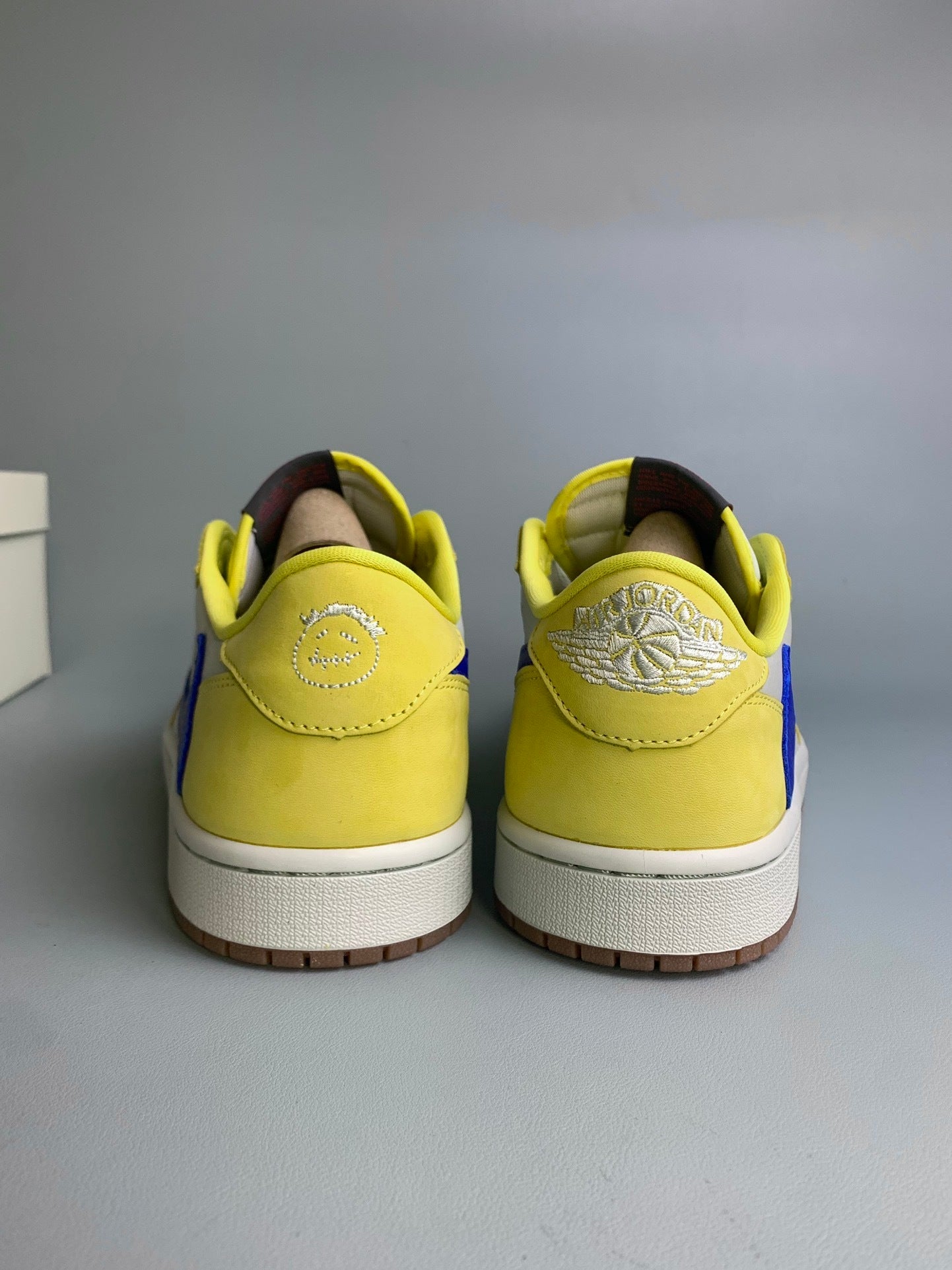 Nike Air Jordan 1 Low X Travis Scott Canary