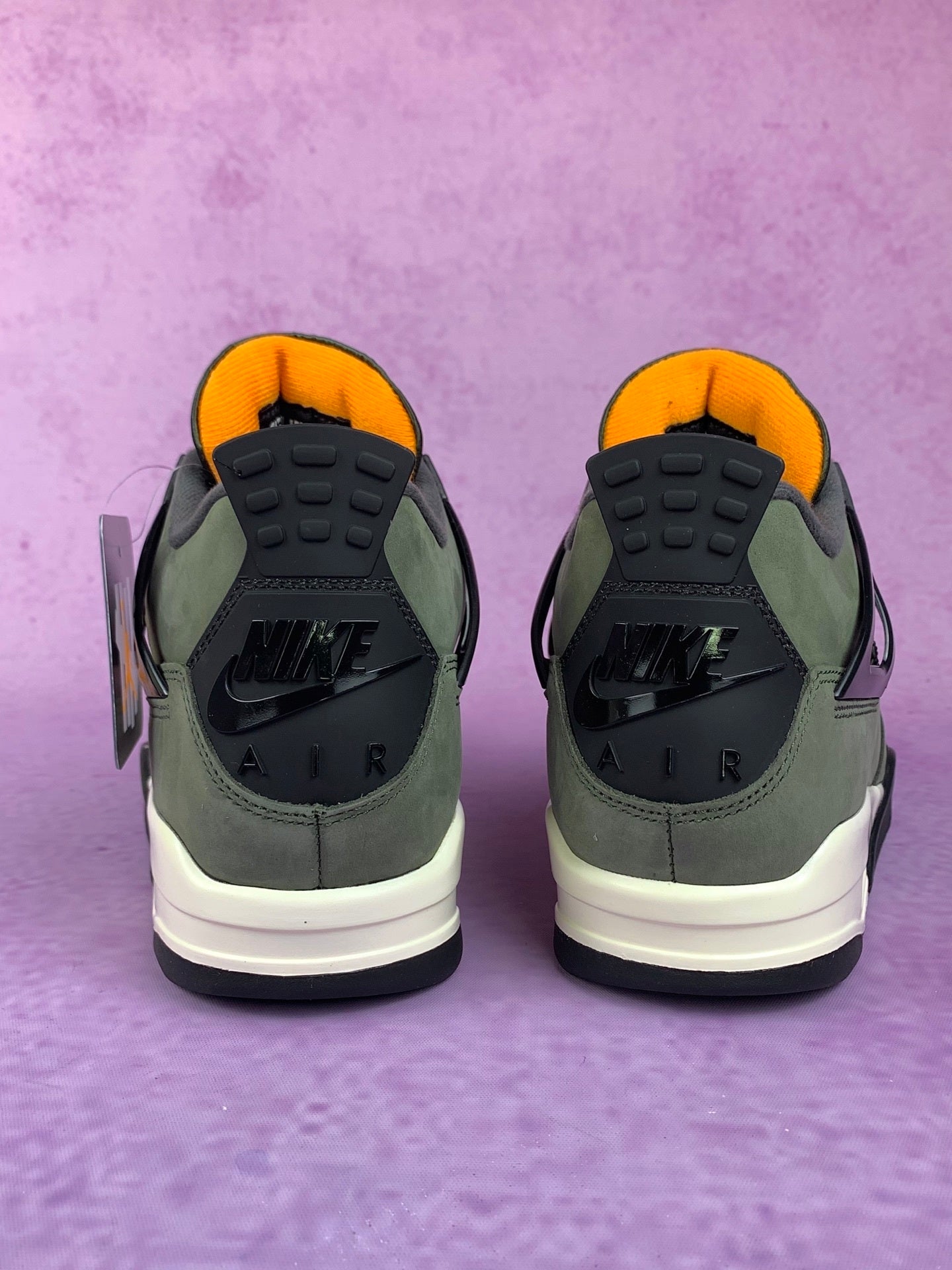 Nike Air Jordan 4 Retro x Undefeated