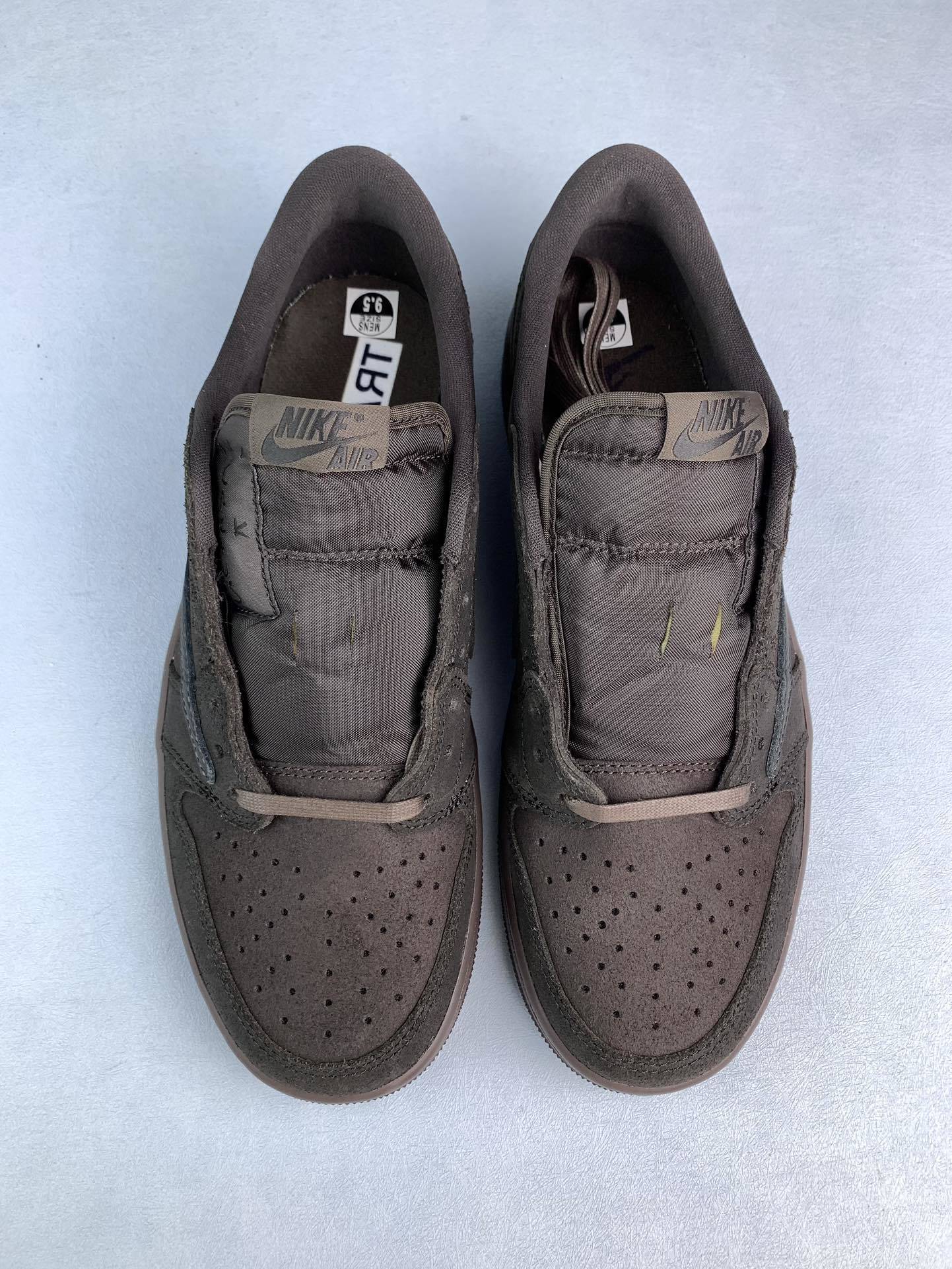 Nike Air Jordan 1 Low X Travis Scott Velvet Brown