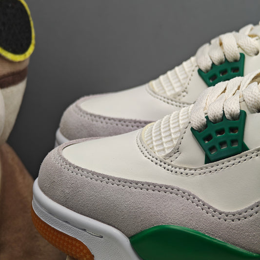 Nike SB x Air Jordan 4 Sb Retro Pine Green