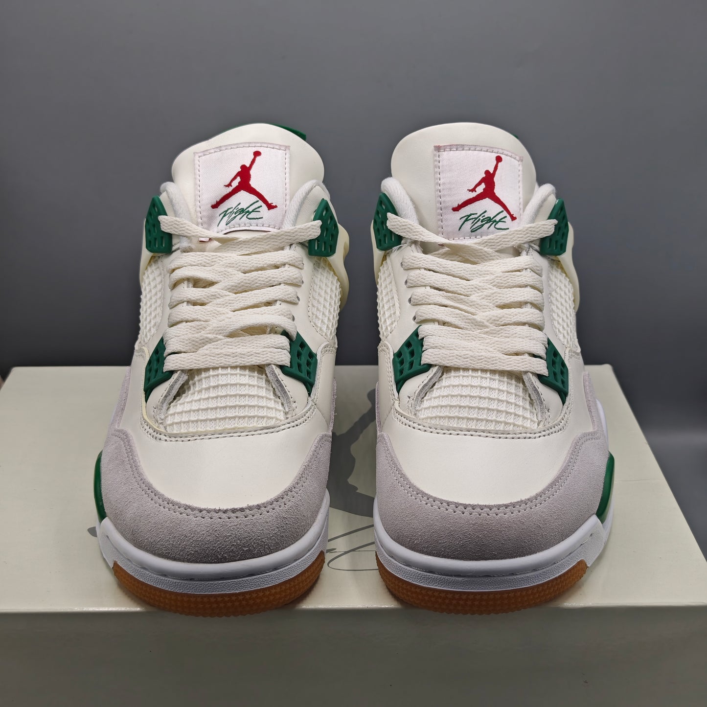 Nike SB x Air Jordan 4 Sb Retro Pine Green