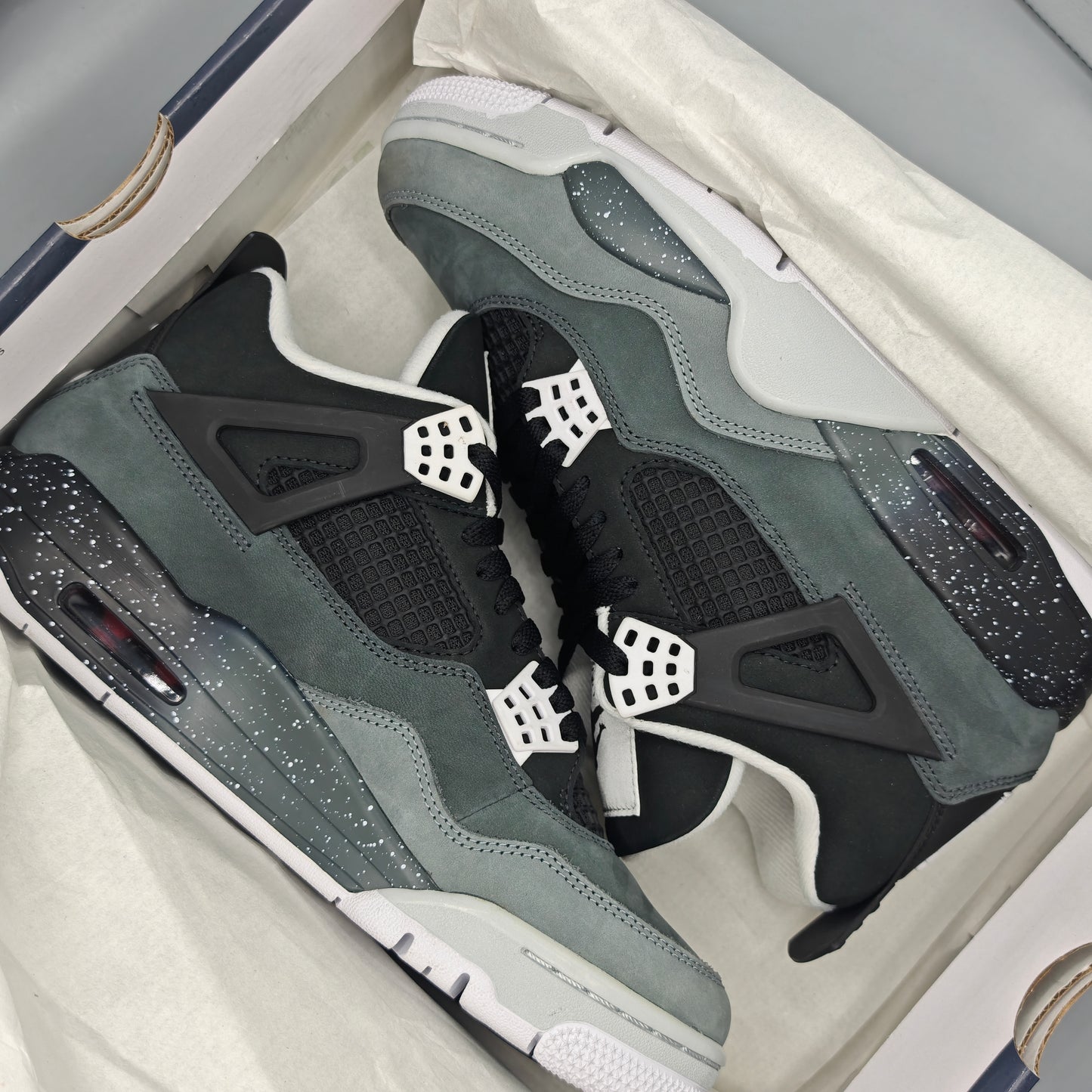 Nike Air Jordan 4 Retro Fear