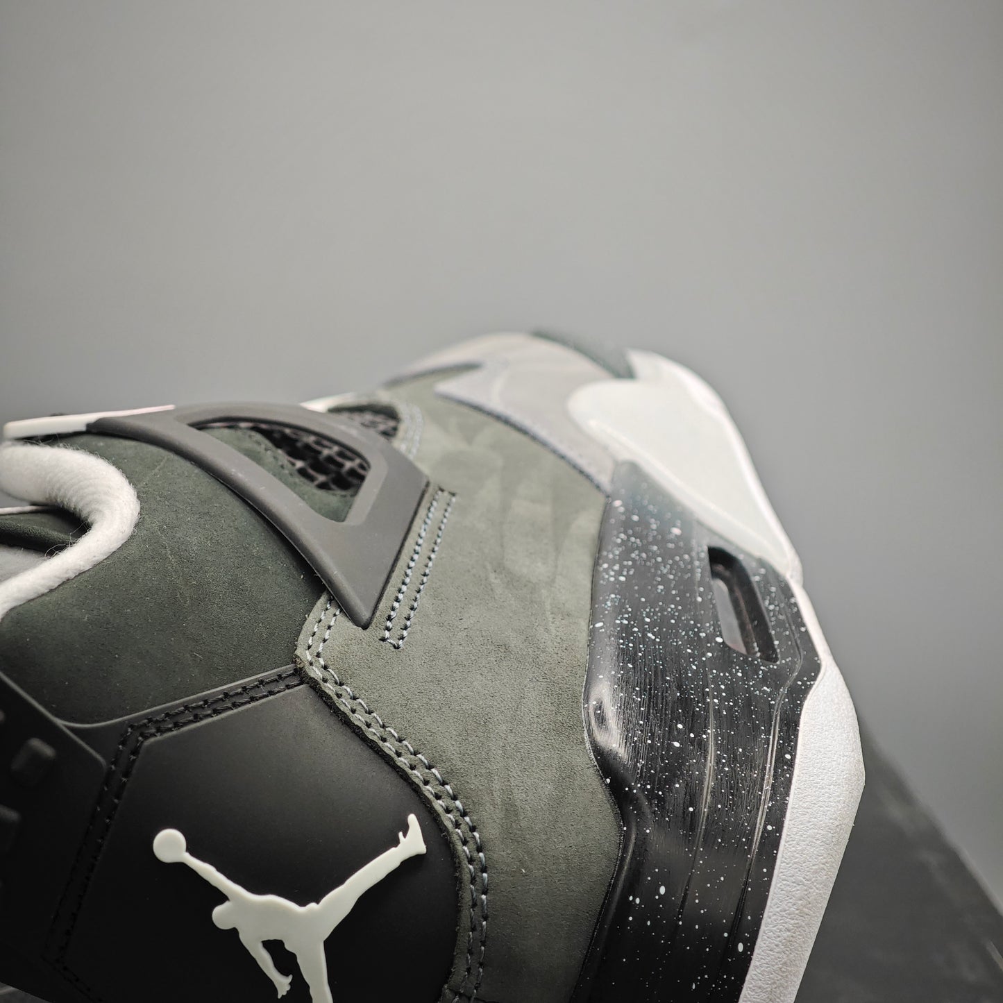Nike Air Jordan 4 Retro Fear