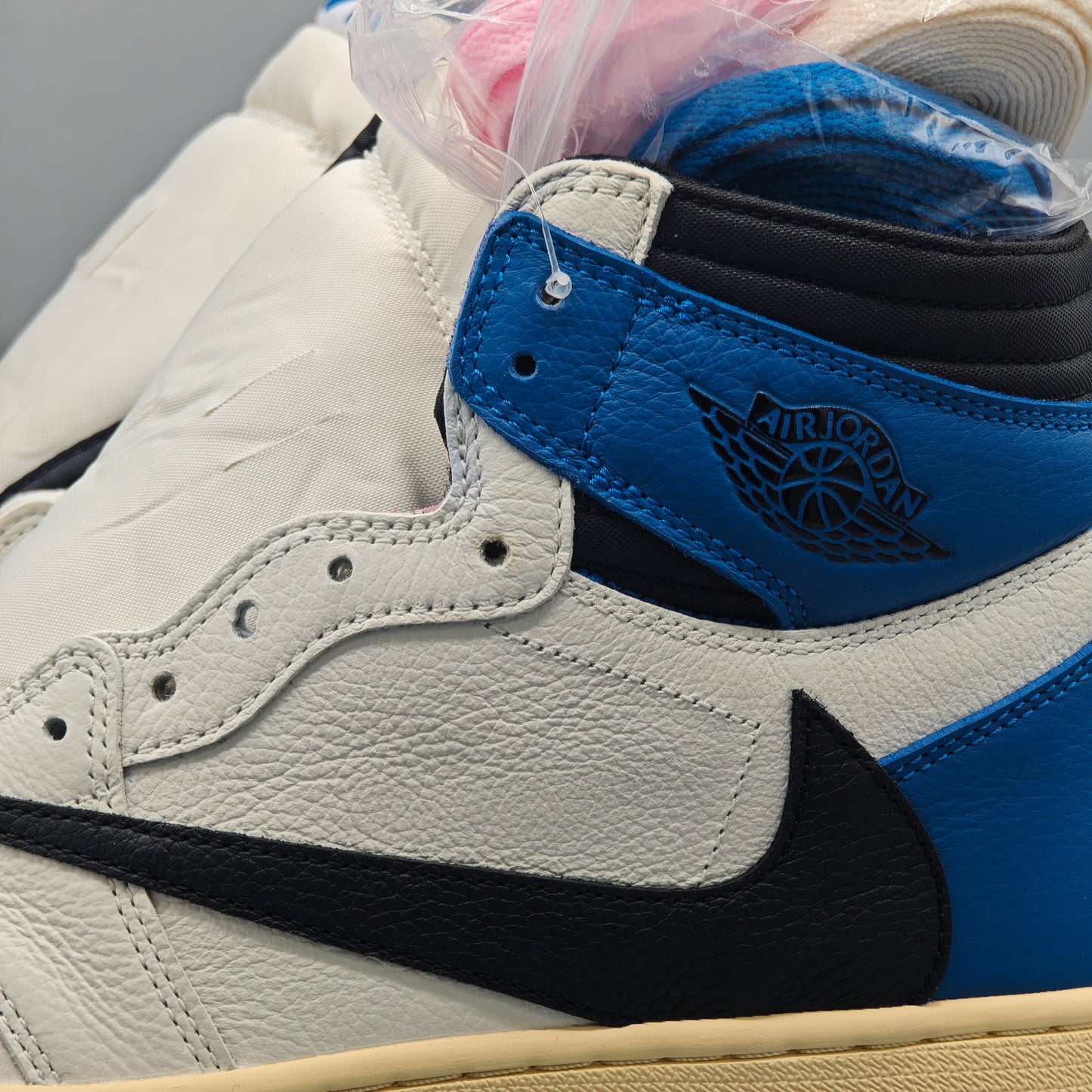 Nike Air Jordan 1 Retro High OG x Fragment Design