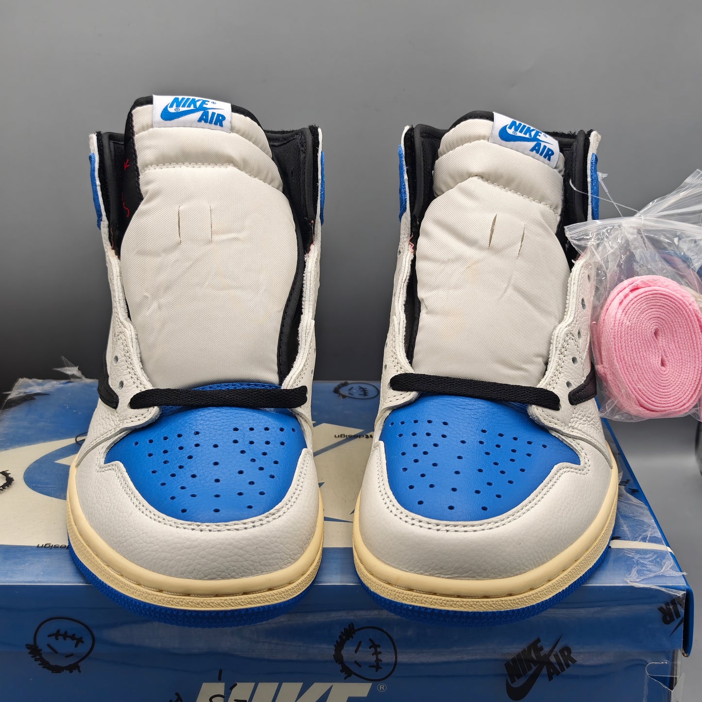 Nike Air Jordan 1 Retro High OG x Fragment Design