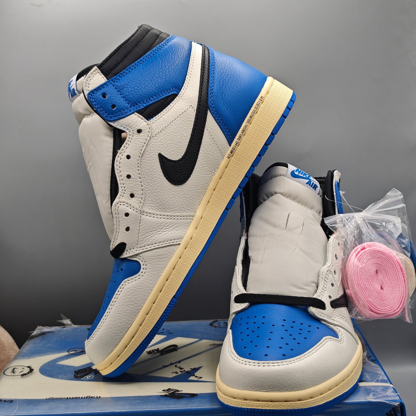 Nike Air Jordan 1 Retro High OG x Fragment Design