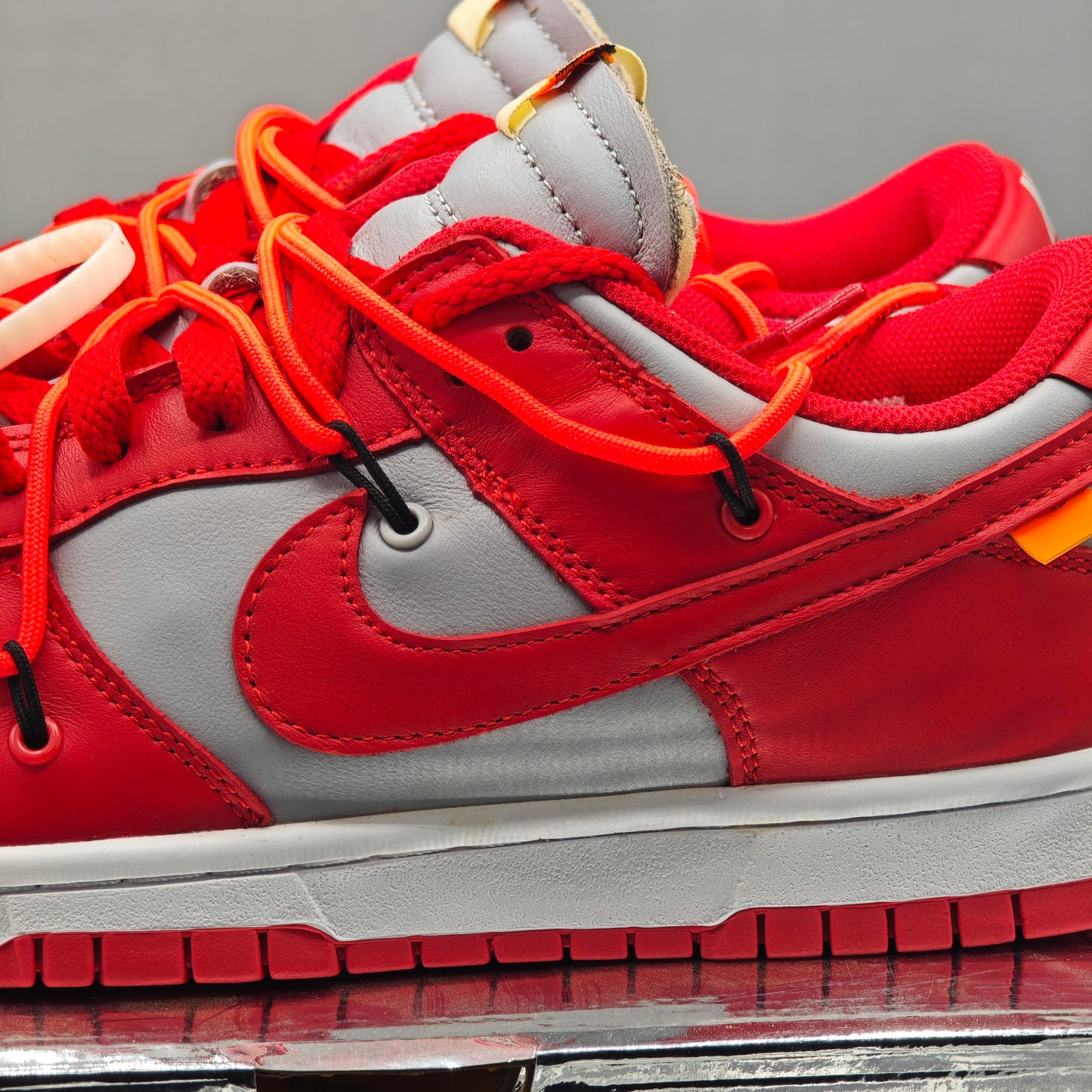 Nike Dunk Low x Off-White University Red