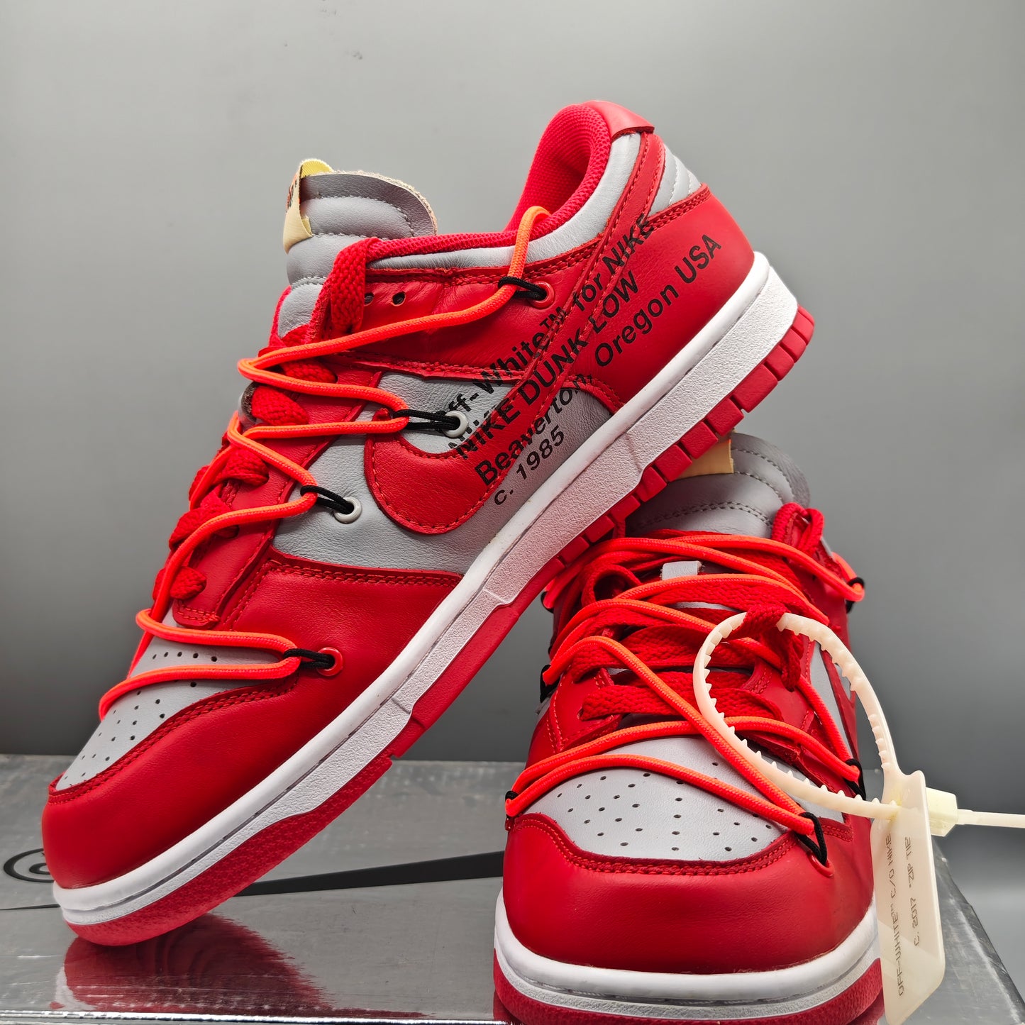 Nike Dunk Low x Off-White University Red