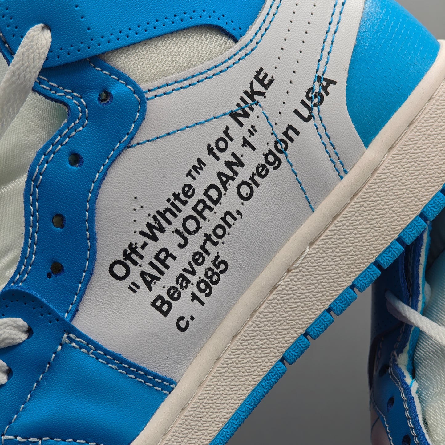 Nike Air Jordan 1 Retro High x Off-White UNC