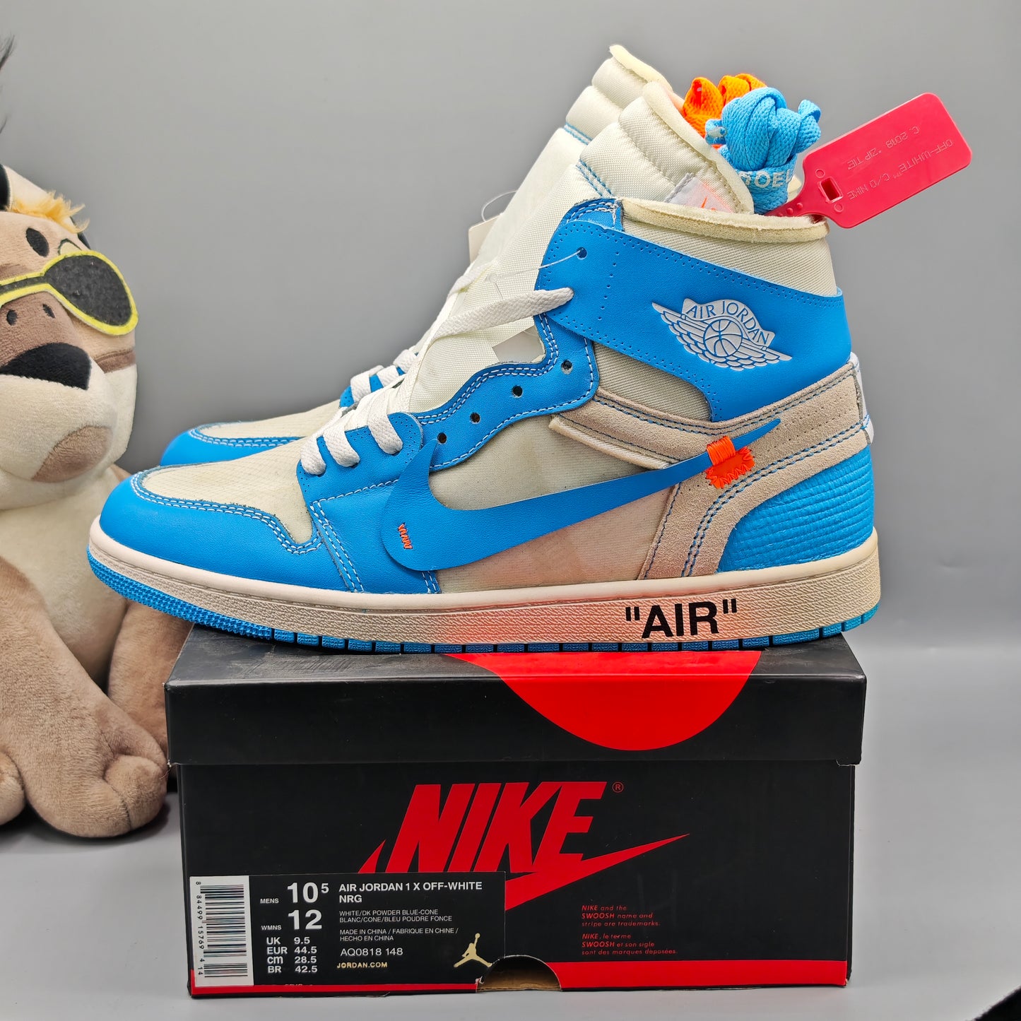 Nike Air Jordan 1 Retro High x Off-White UNC