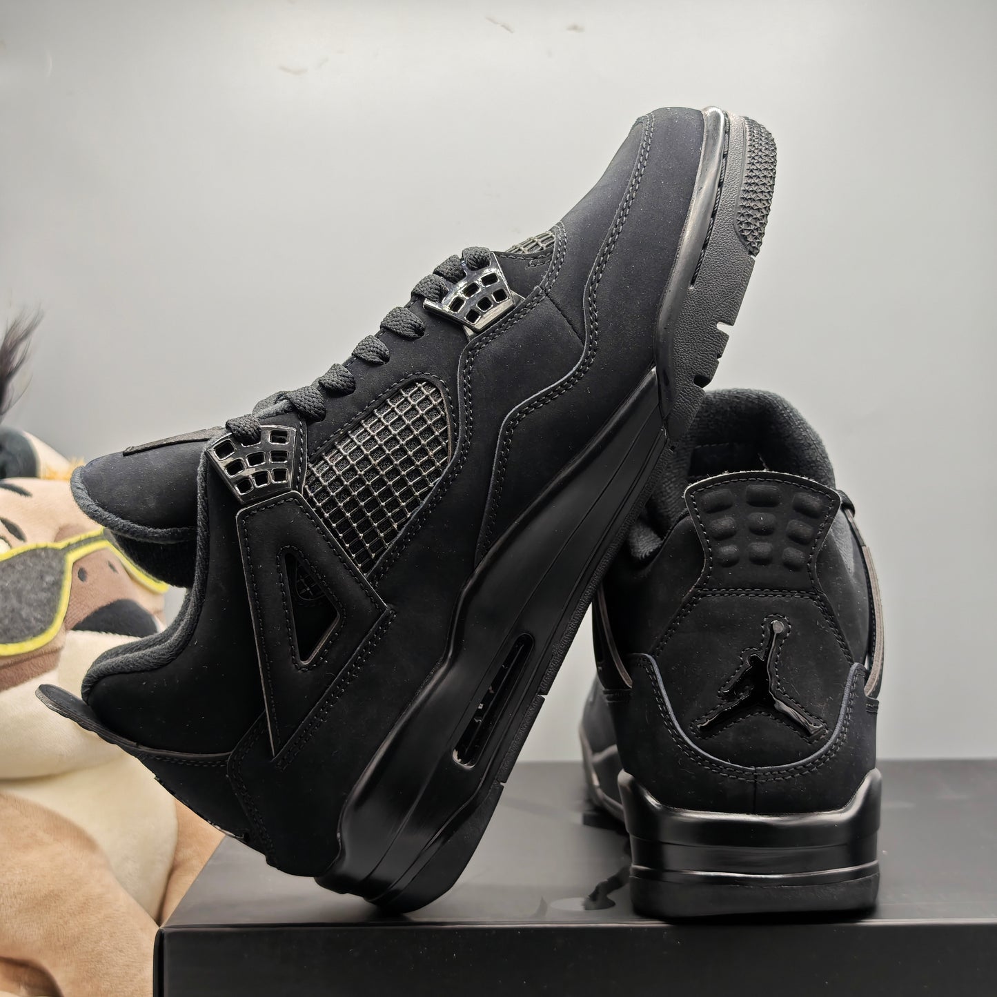 Nike Air Jordan 4 Retro Black Cat (2020)