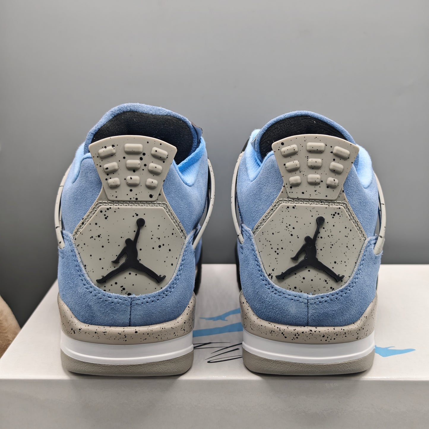 Nike Air Jordan 4 Retro University Blue