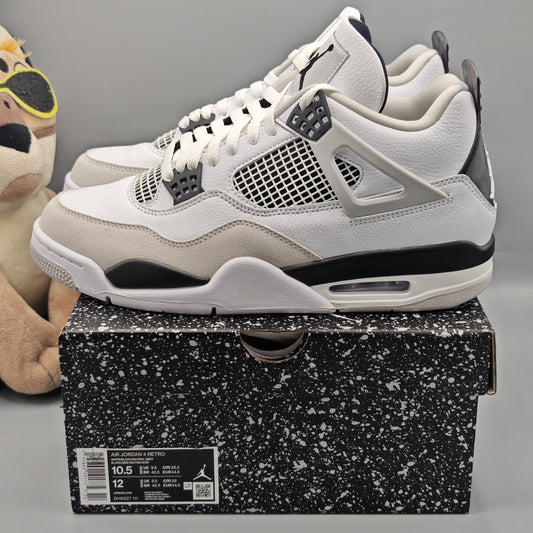 Air Jordan 4 Retro Military Black