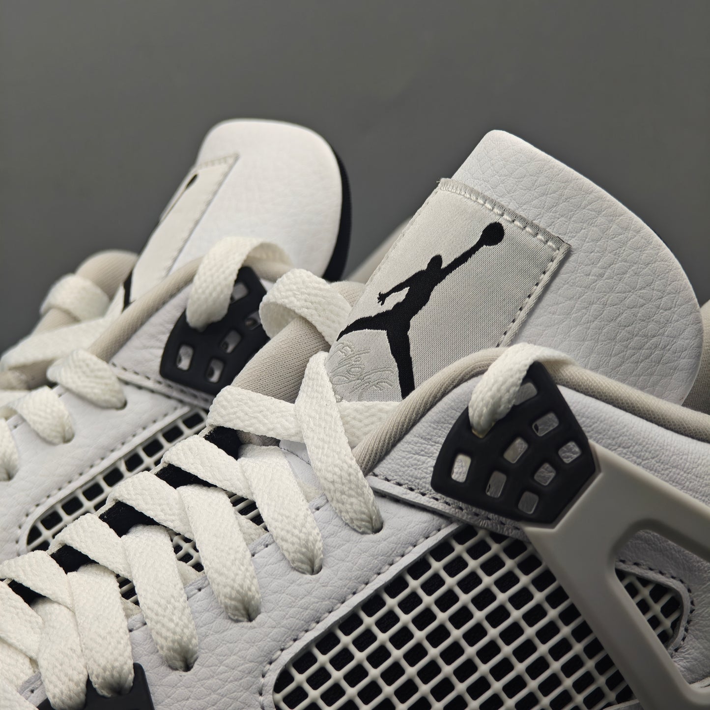 Air Jordan 4 Retro Military Black