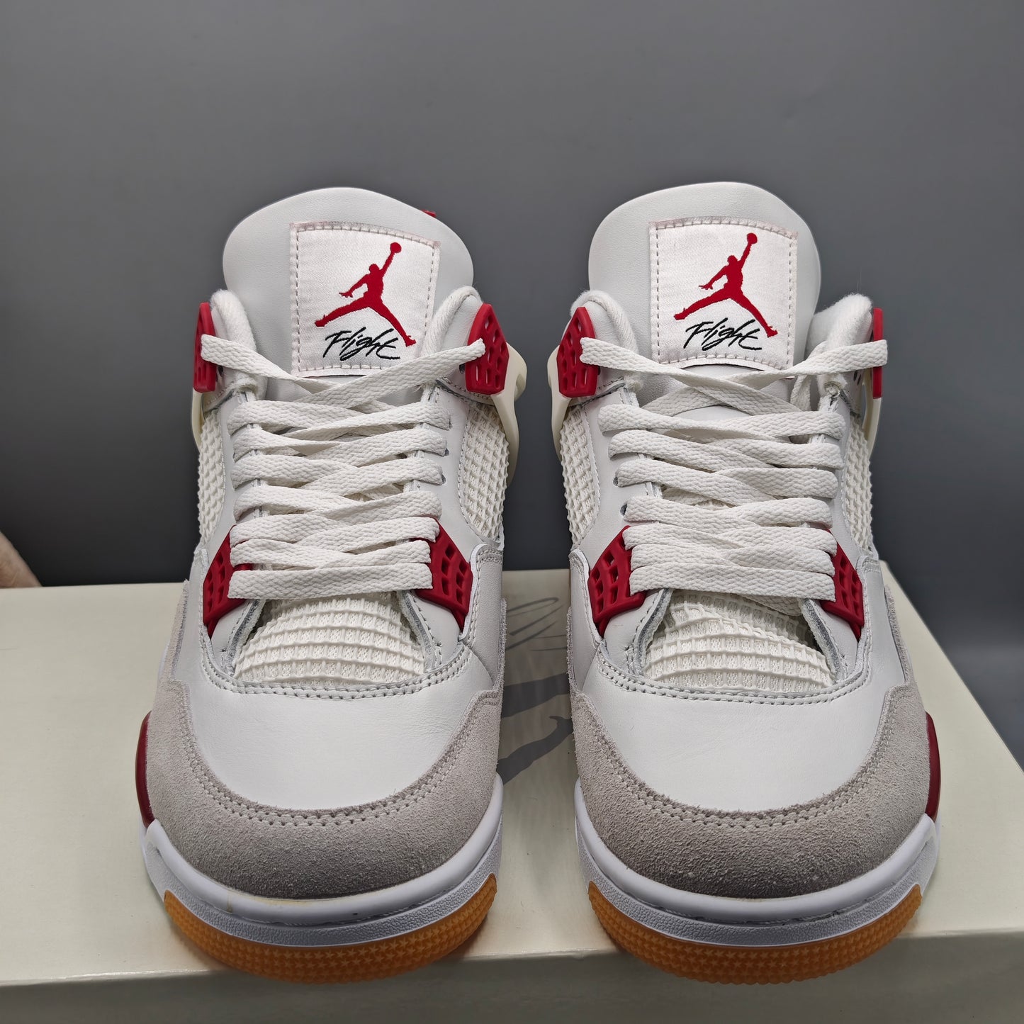 Nike Air Jordan 4 Sb Retro Varsity Red