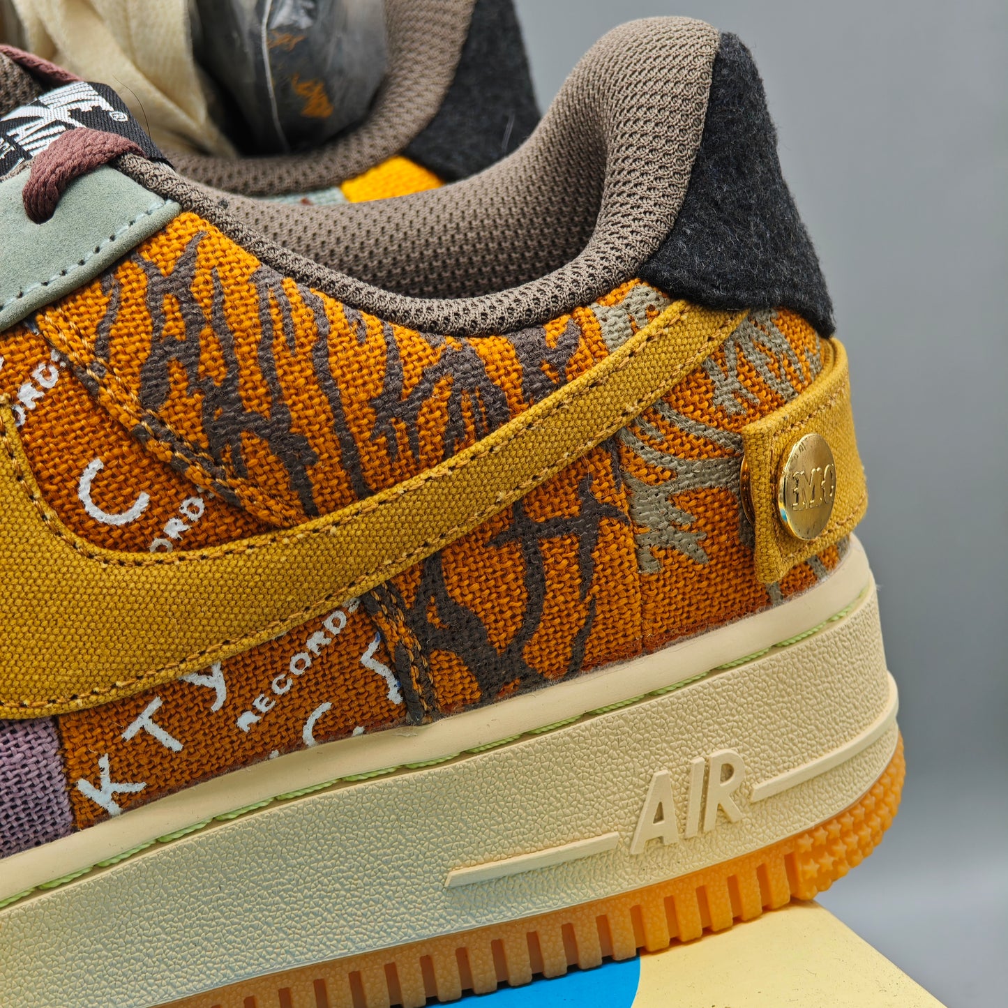 Nike Air Force 1 Low x Travis Scott Cactus Jack