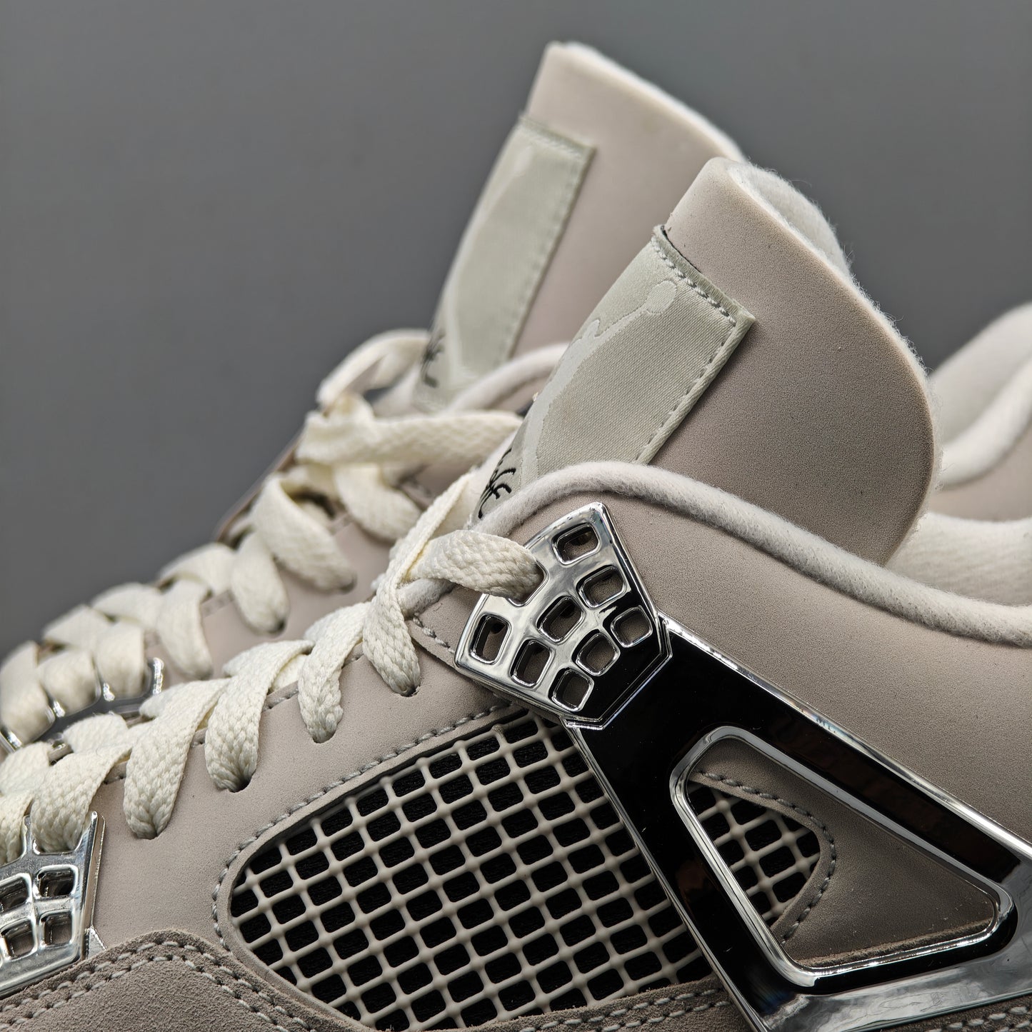 Nike Air Jordan 4 Retro Frozen Moments
