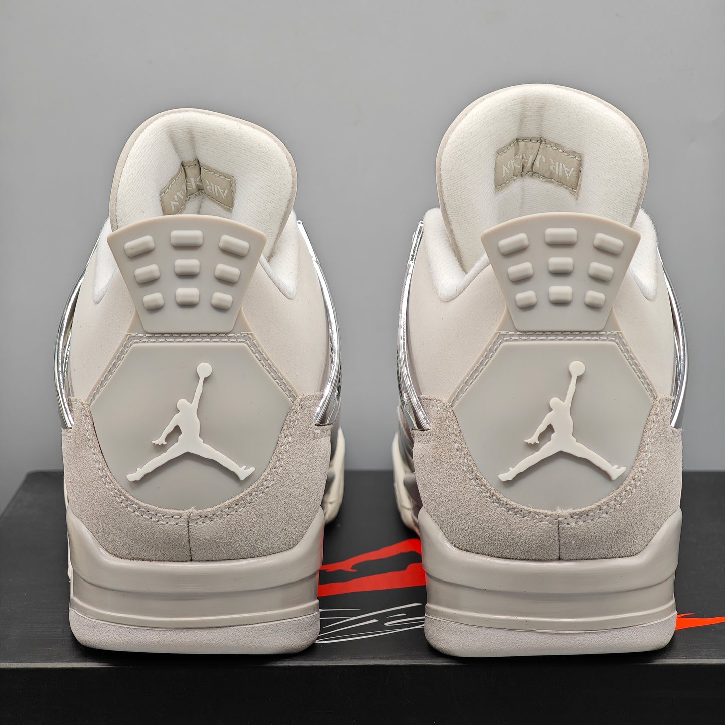 Nike Air Jordan 4 Retro Frozen Moments