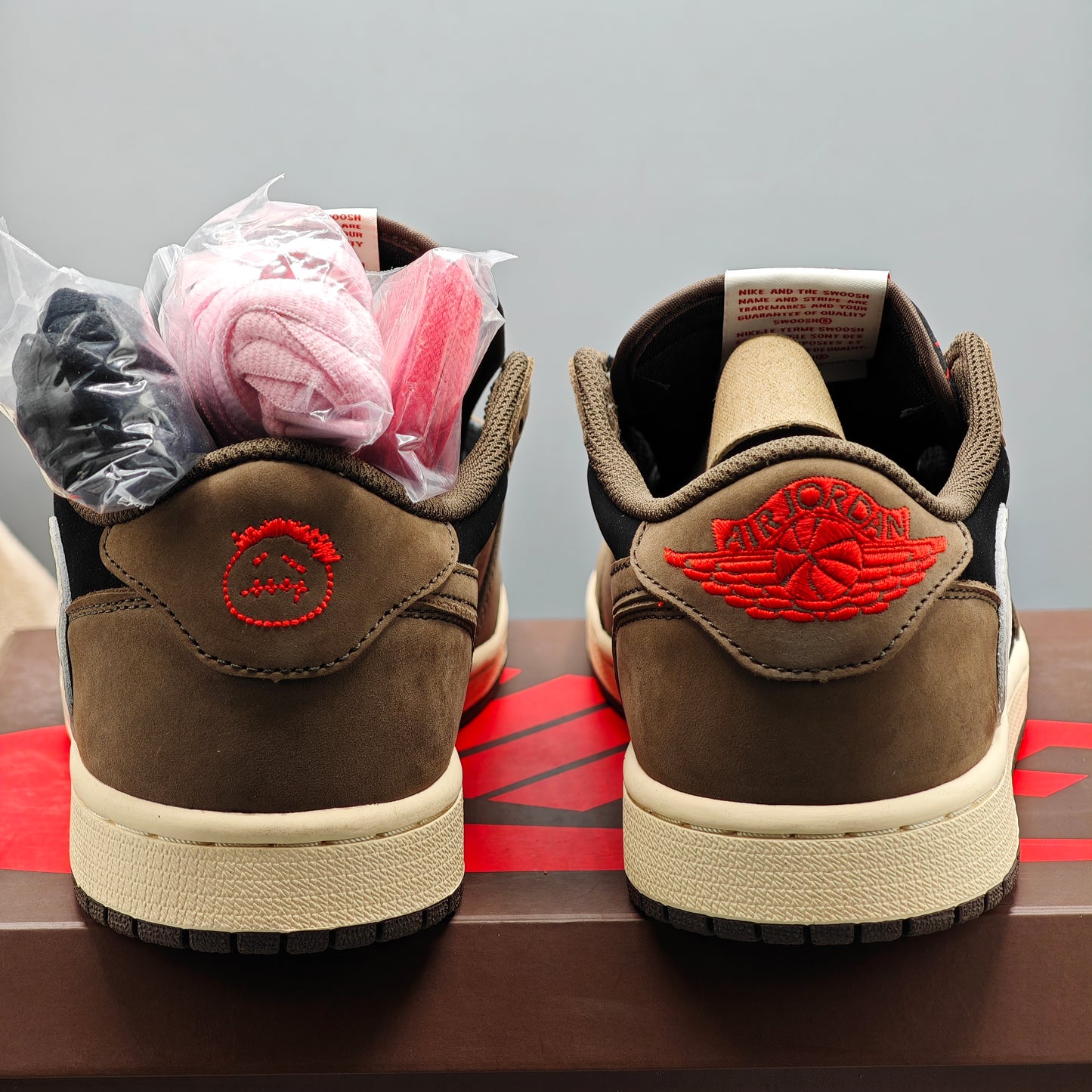 Air Jordan 1 Retro Low OG SP Travis Scott Dark Mocha