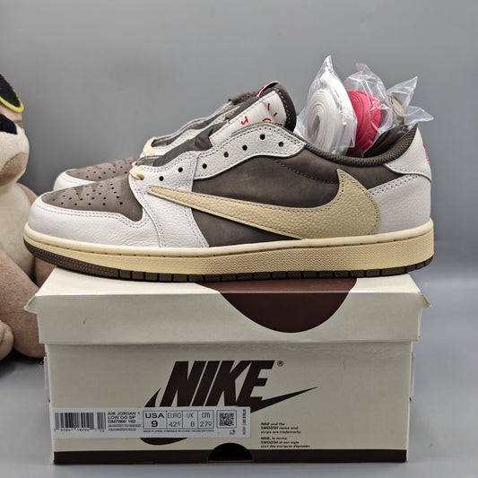 Nike  Air Jordan 1 Retro Low OG SP Travis Scott Reverse Mocha