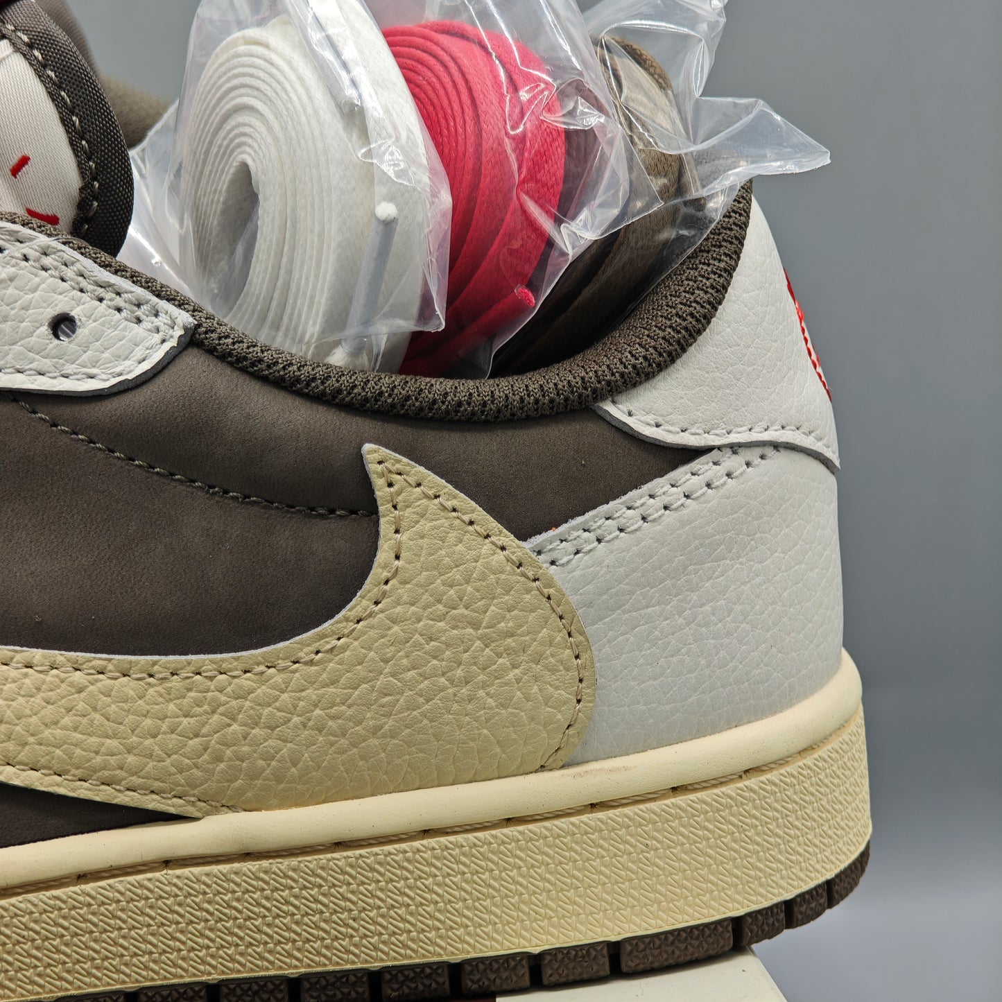Nike  Air Jordan 1 Retro Low OG SP Travis Scott Reverse Mocha