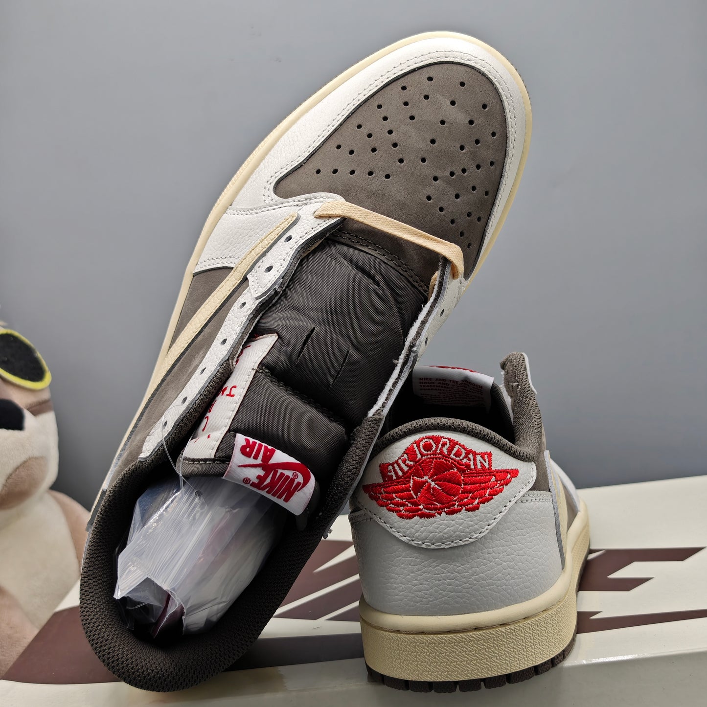 Nike  Air Jordan 1 Retro Low OG SP Travis Scott Reverse Mocha