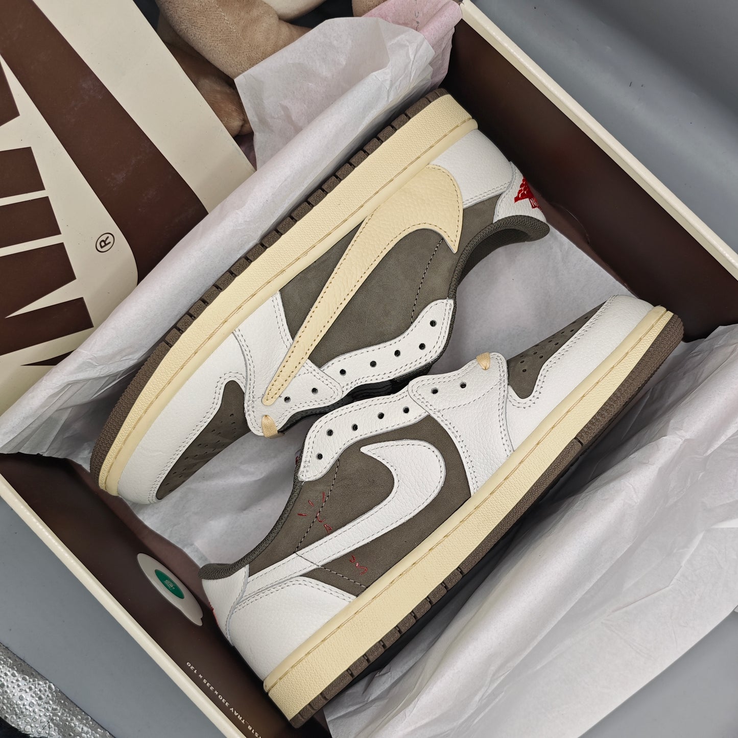Nike  Air Jordan 1 Retro Low OG SP Travis Scott Reverse Mocha