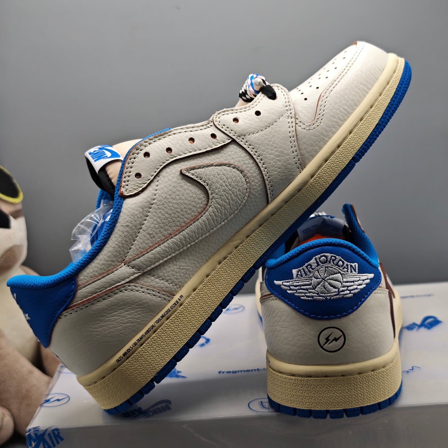 Air Jordan 1 Retro Low OG SP Travis Scott x Fragment Military Blue (2025)