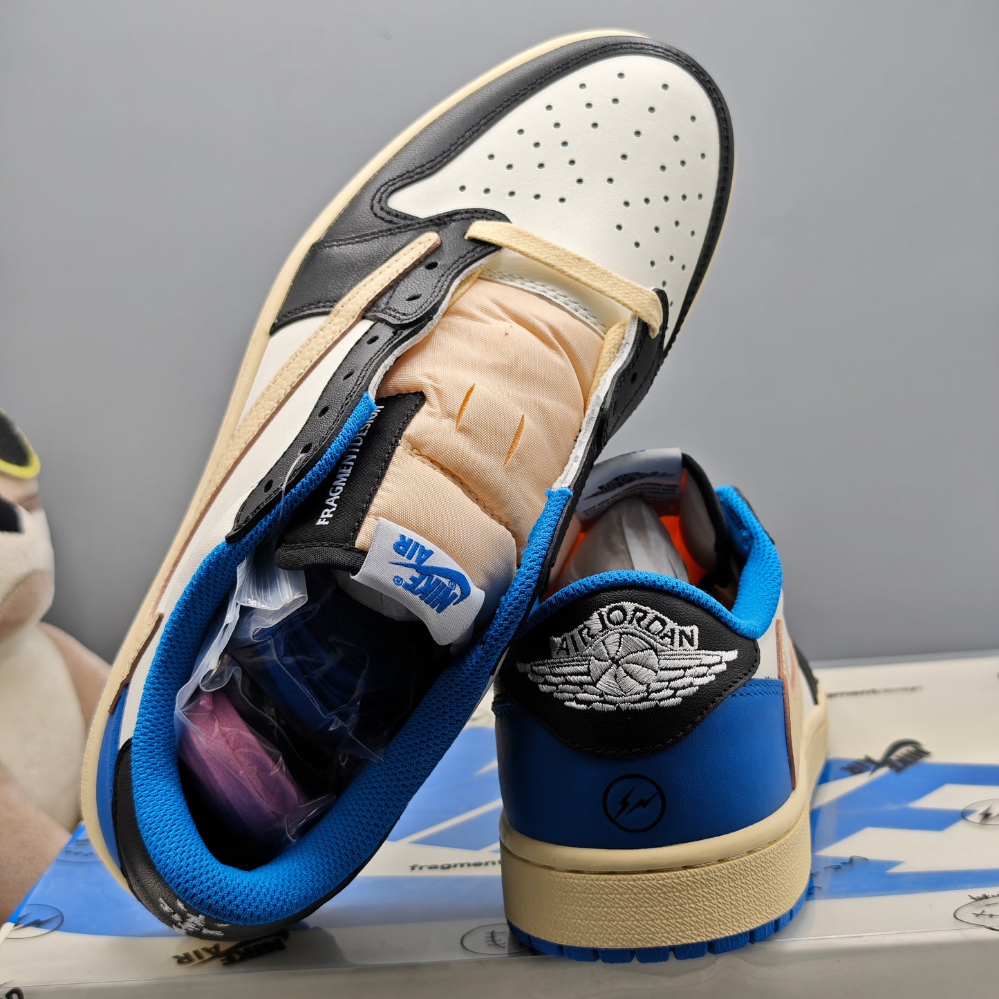 Nike Air Jordan 1 Retro Low OG SP Travis Scott x Fragment (2021)