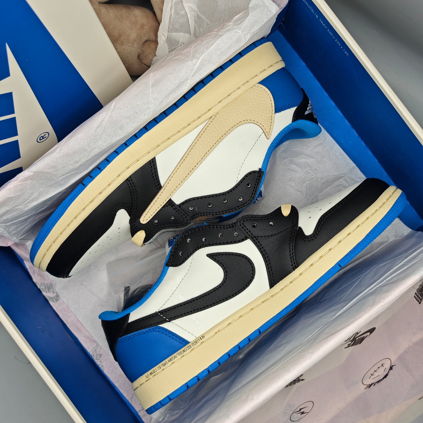 Nike Air Jordan 1 Retro Low OG SP Travis Scott x Fragment (2021)