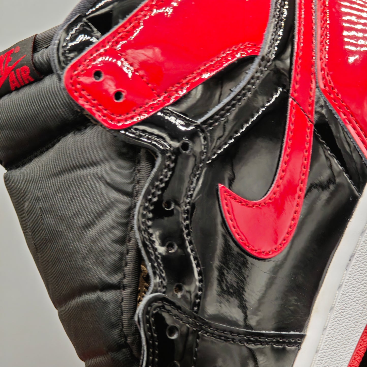 Nike Air Jordan 1 High Bred Patent