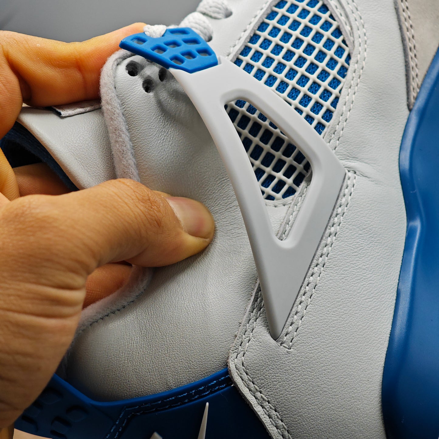 Nike Air Jordan 4 Retro Military Blue