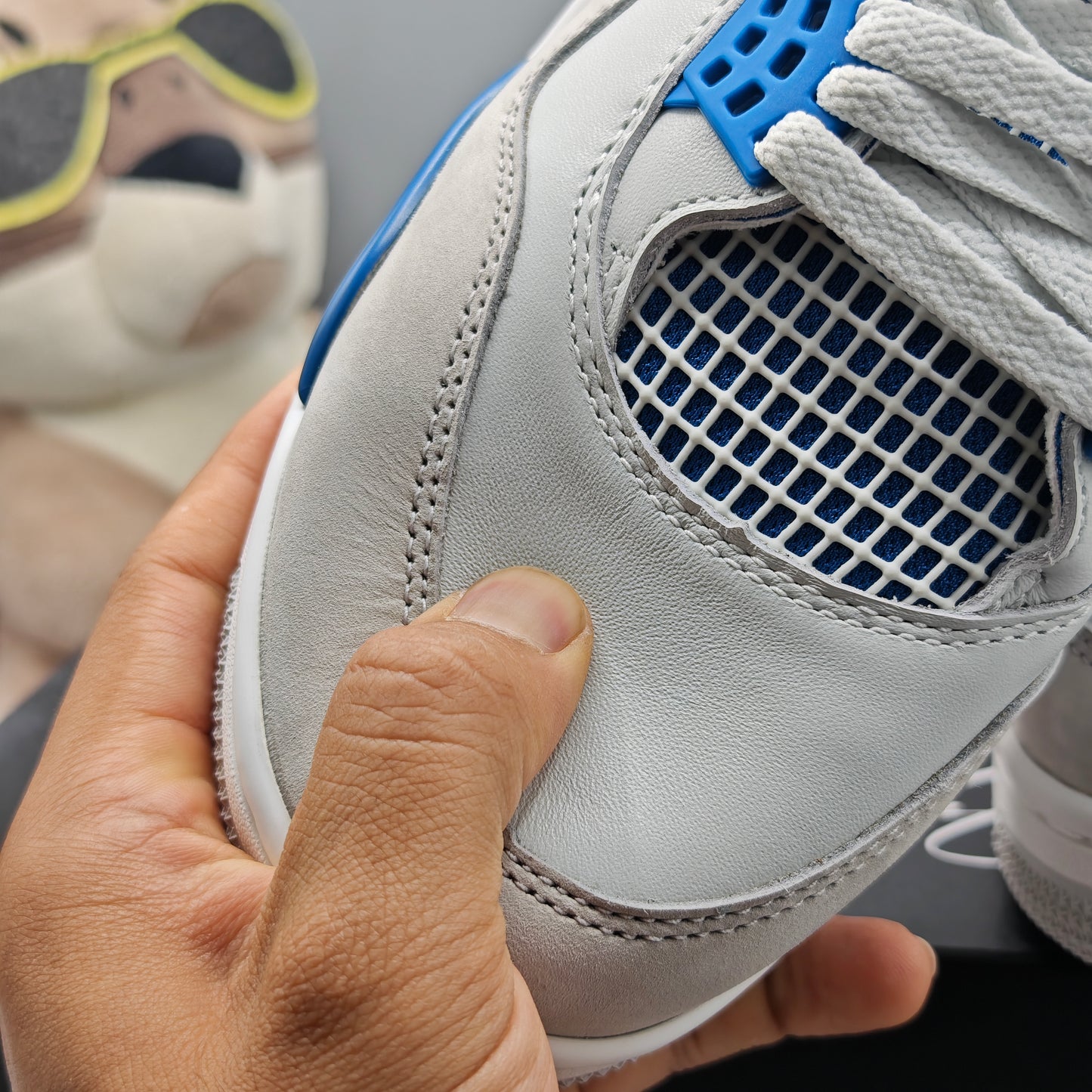 Nike Air Jordan 4 Retro Military Blue