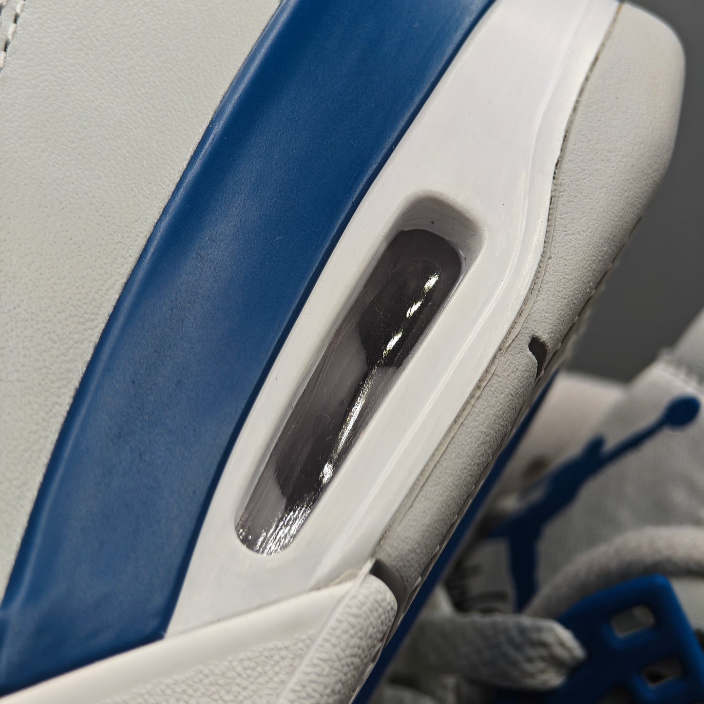 Nike Air Jordan 4 Retro Military Blue
