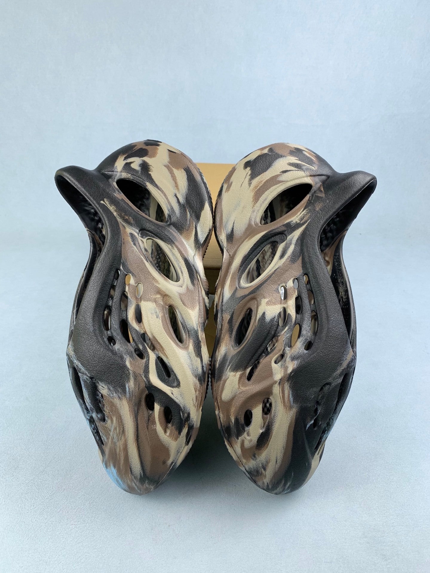 Adidas Yeezy Foam Runner MX Cinder