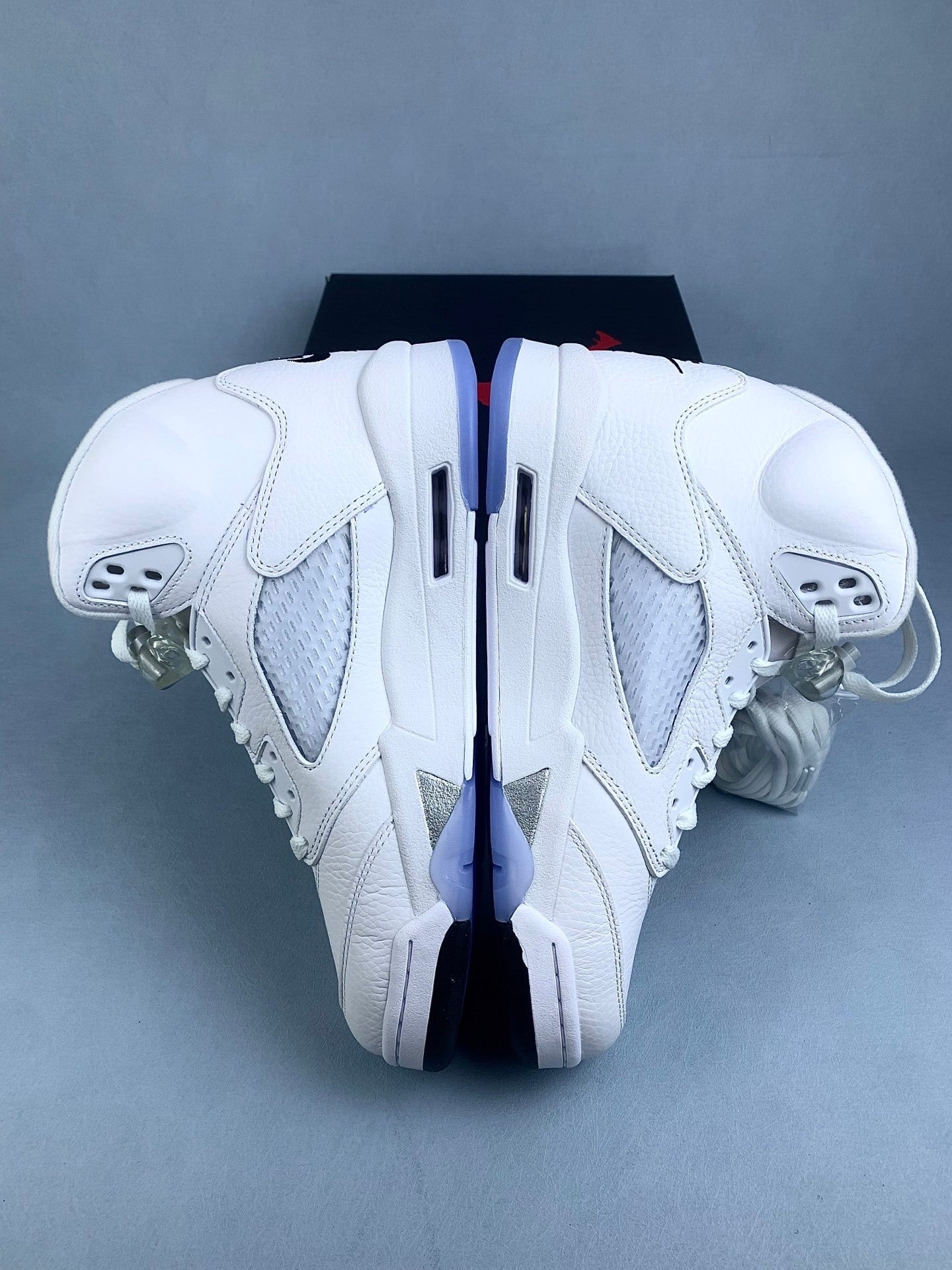 Nike Air Jordan 5 Retro White Metallic