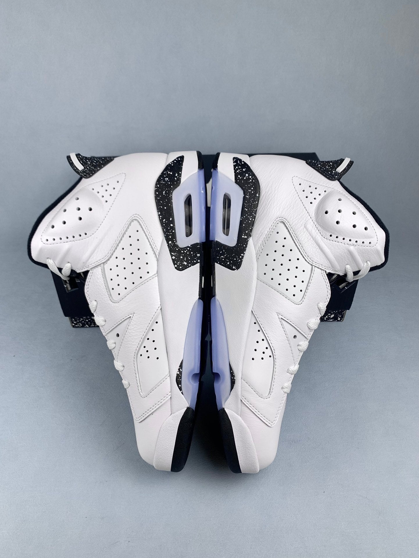 Nike Air Jordan 6 Reverse Oreo