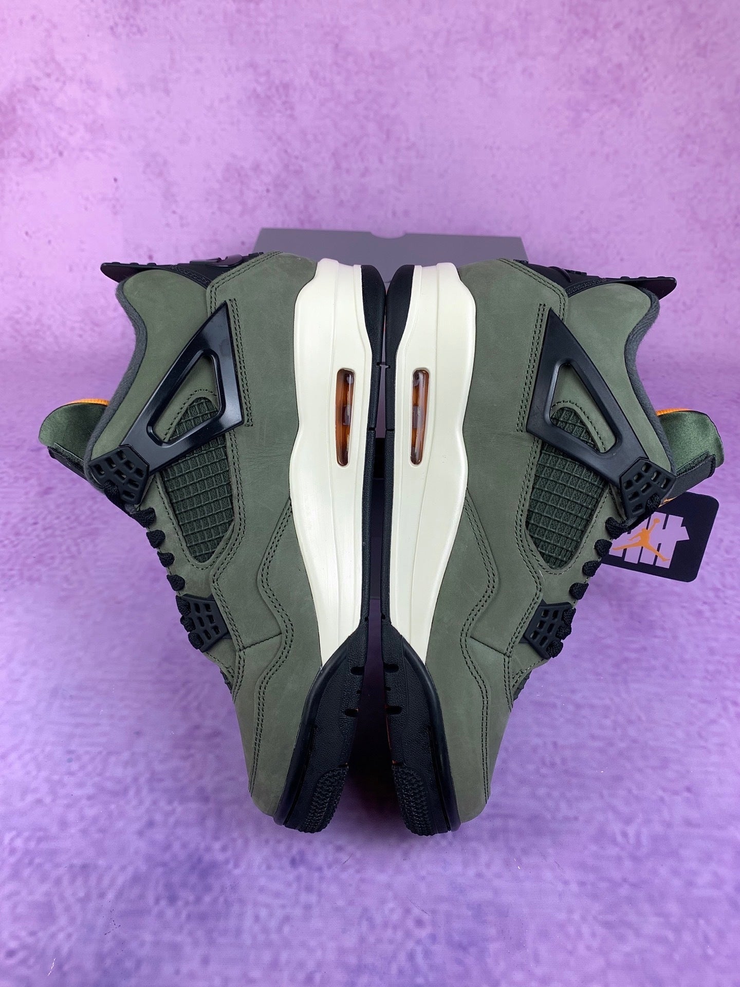 Nike Air Jordan 4 Retro x Undefeated