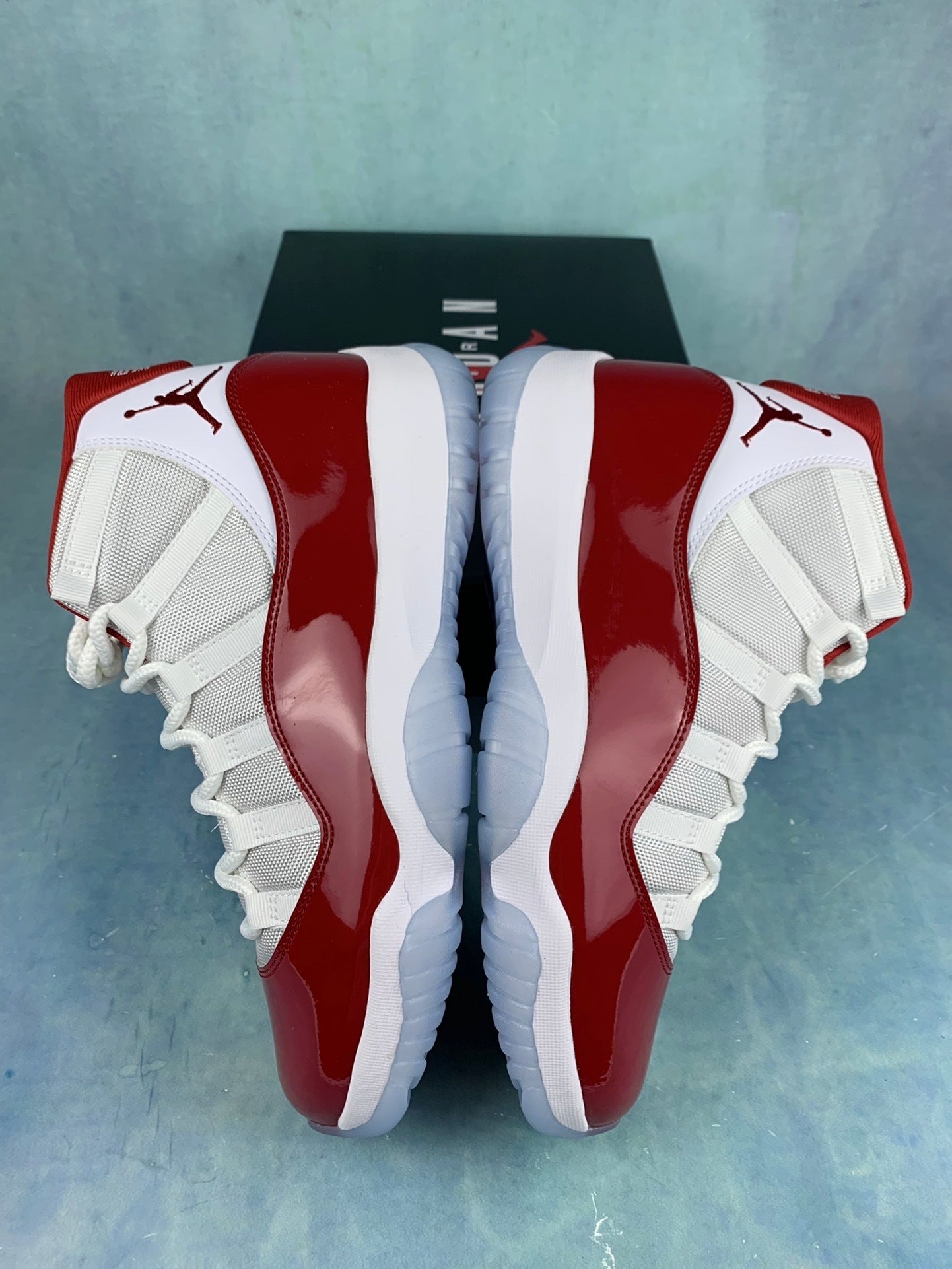 Nike Air Jordan 11 Retro Cherry
